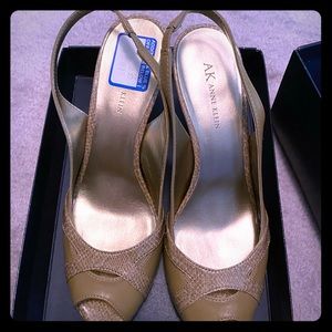 Size 10 Anne Klein open toed heels